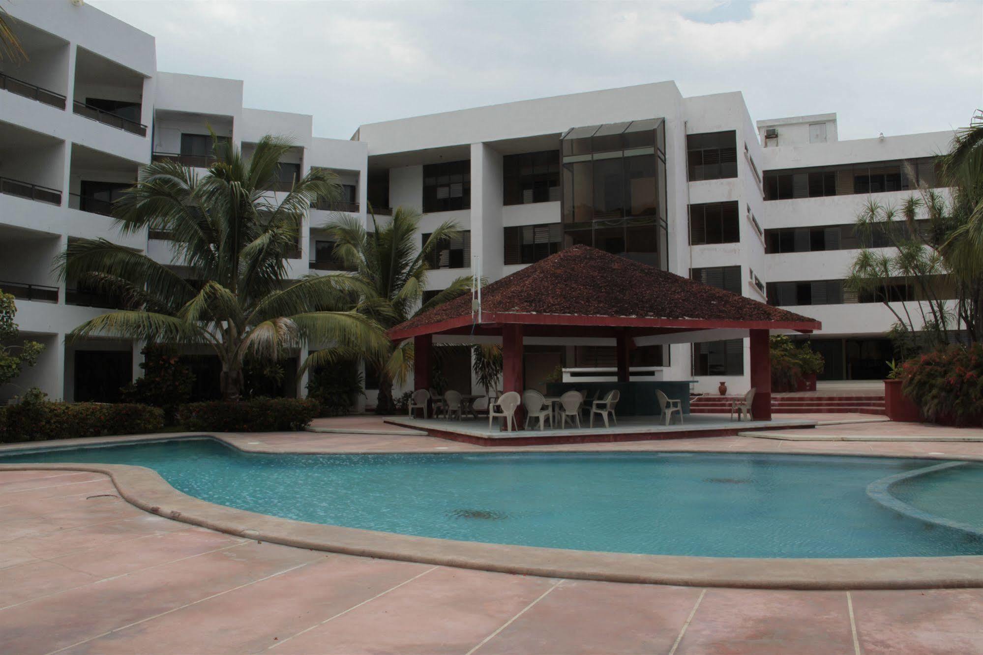 Hotel Debliz Campeche Exterior photo